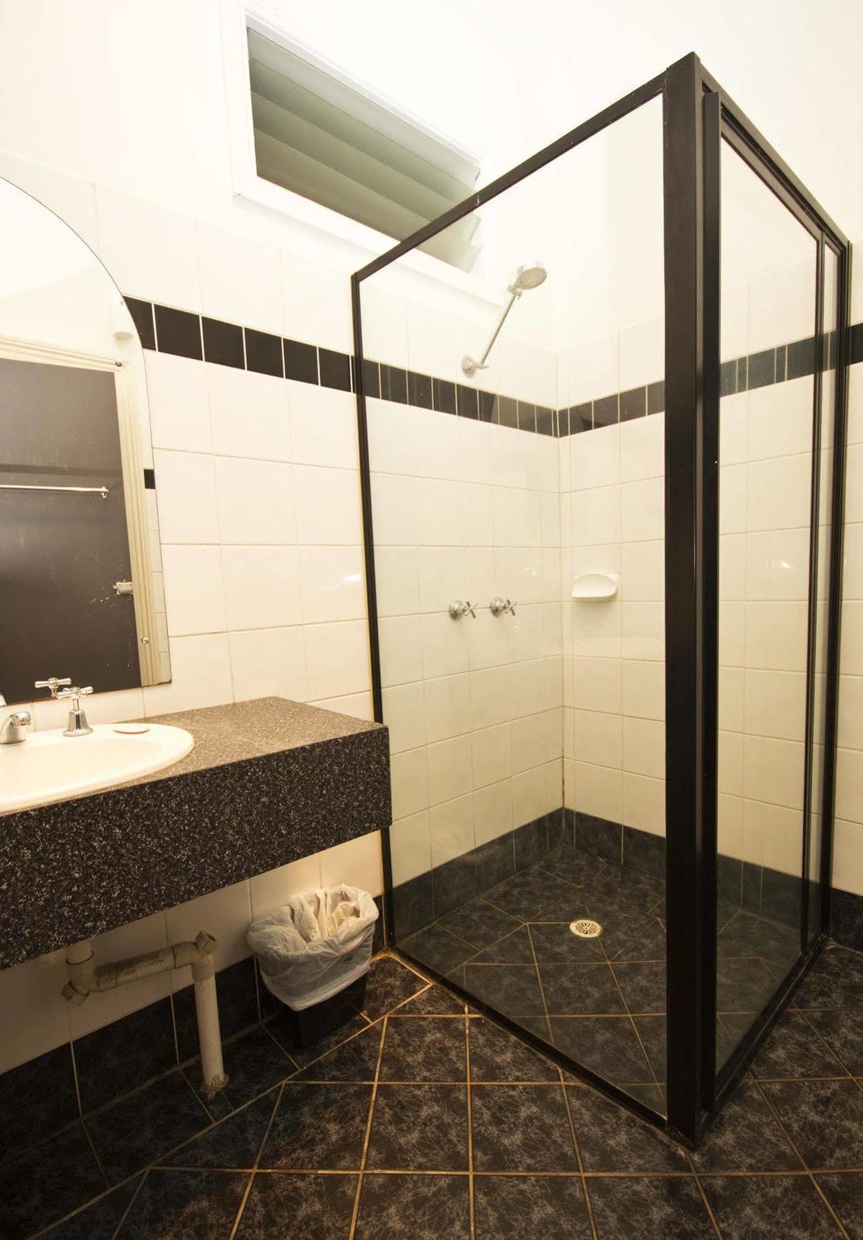 ססנוק Peden'S Hotel מראה חיצוני תמונה